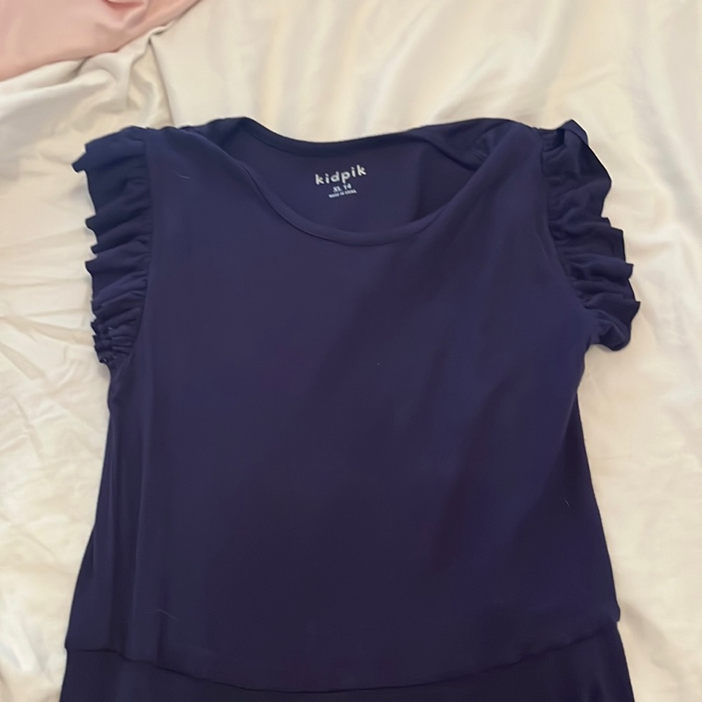 Girls dress